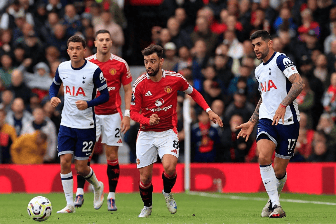 对着看台轻 对着看台轻